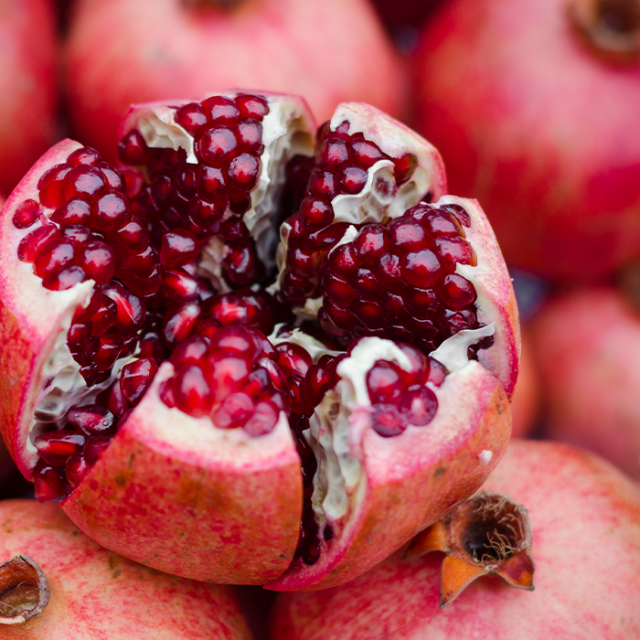 Pomegranate_iStock-900024254
